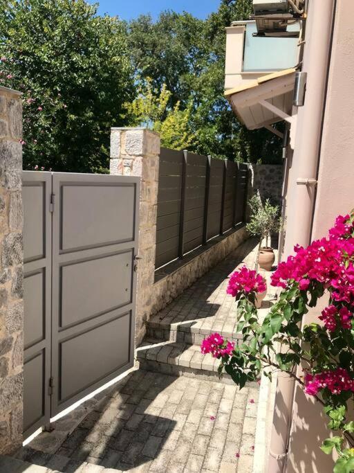 Villa Oleander Agios Nikolaos Loutra Edipsou Esterno foto