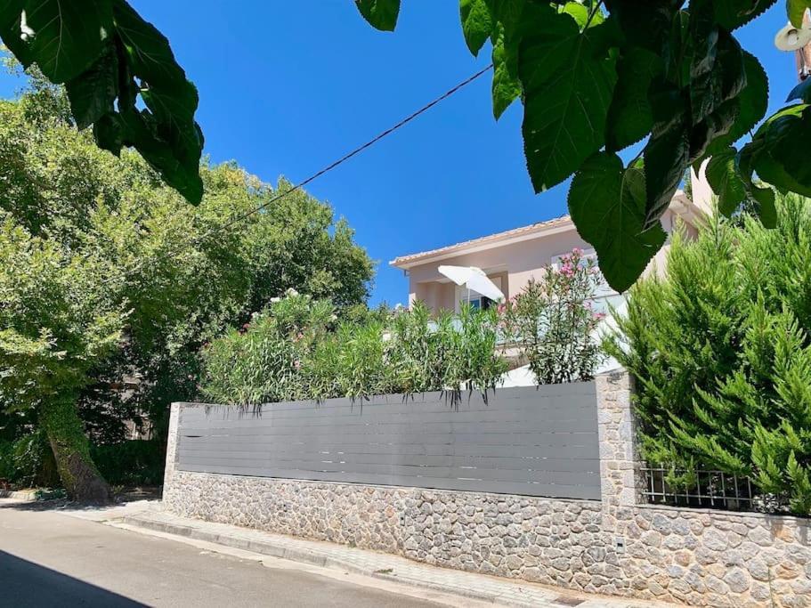 Villa Oleander Agios Nikolaos Loutra Edipsou Esterno foto